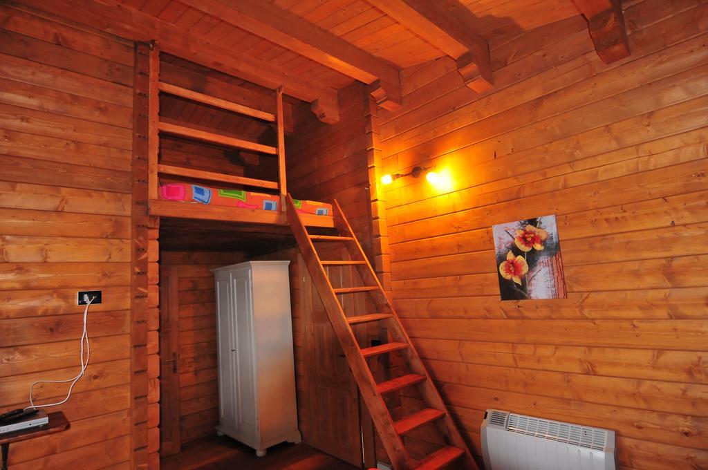 Chalet Dei Parchi Bed & Breakfast Saracinesco Oda fotoğraf